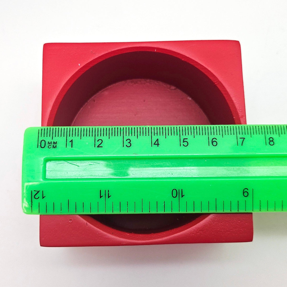 100mm Bastelset Polyresin Sockel rot eckig mit DIY - Schneekugel - Schneekugelhaus