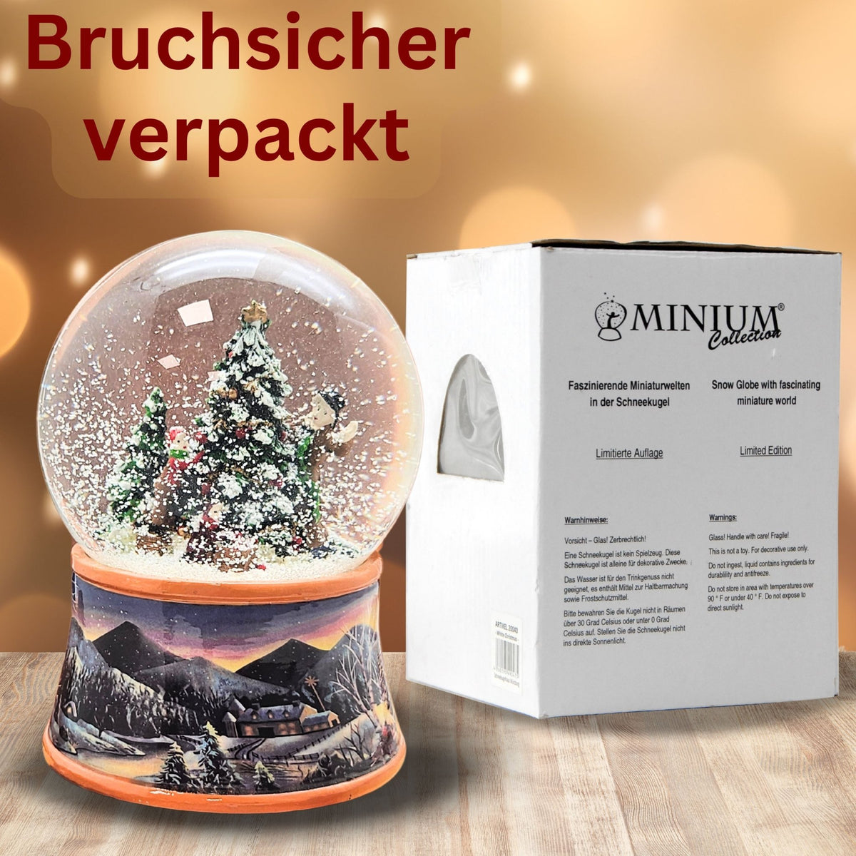 Nostalgische Schneekugel Christbaum schmücken auf Sockel Winterlandschaft ocker 100 mm Durchmesser mit Spieluhr - Schneekugelhaus
