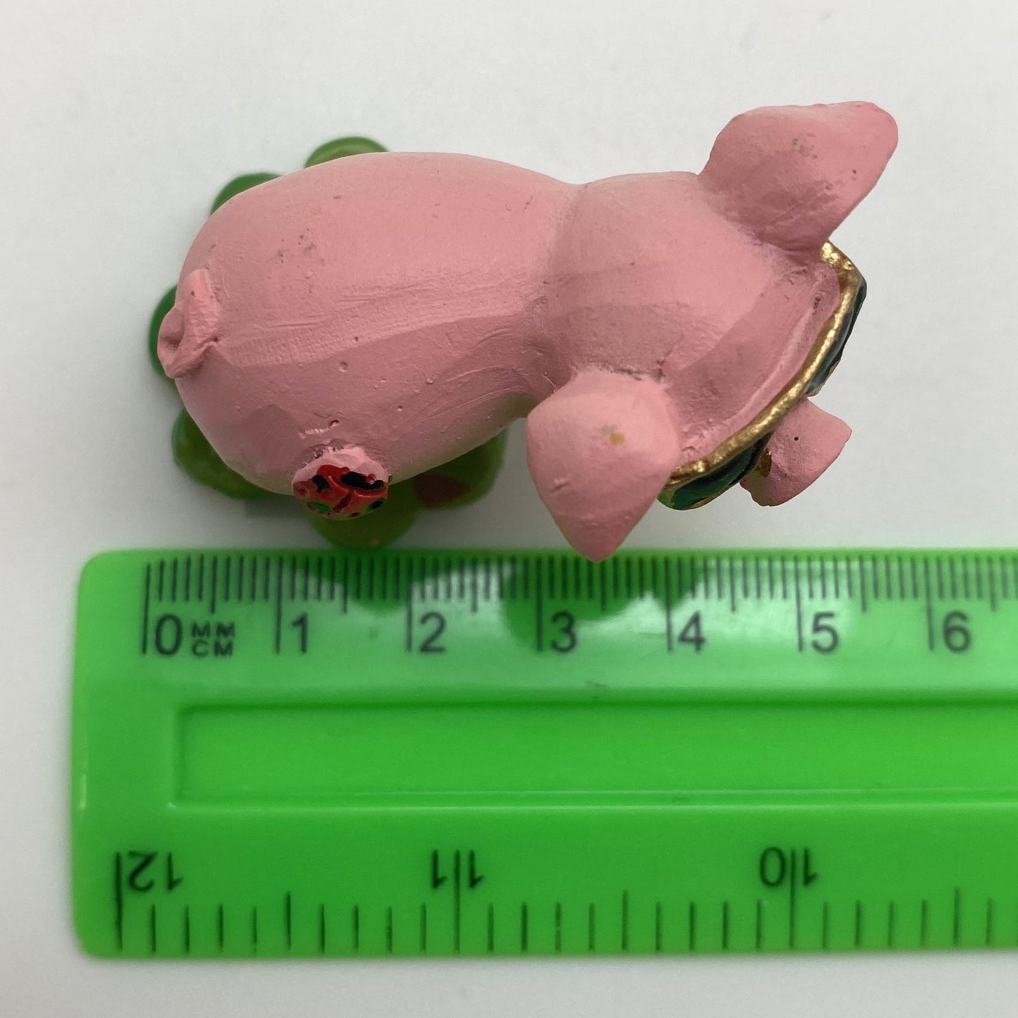 Innenmodell "Schwein mit Marienkäfer-Marke" - 40 x 45 mm