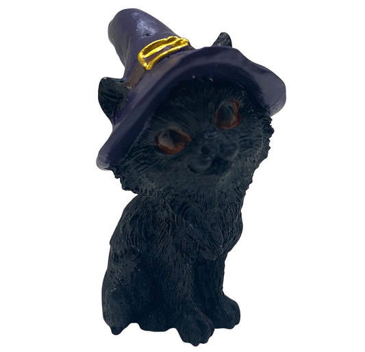Hexen-Katzen Figur "aufmerksam mit lila Hut" - 50 x 65 mm