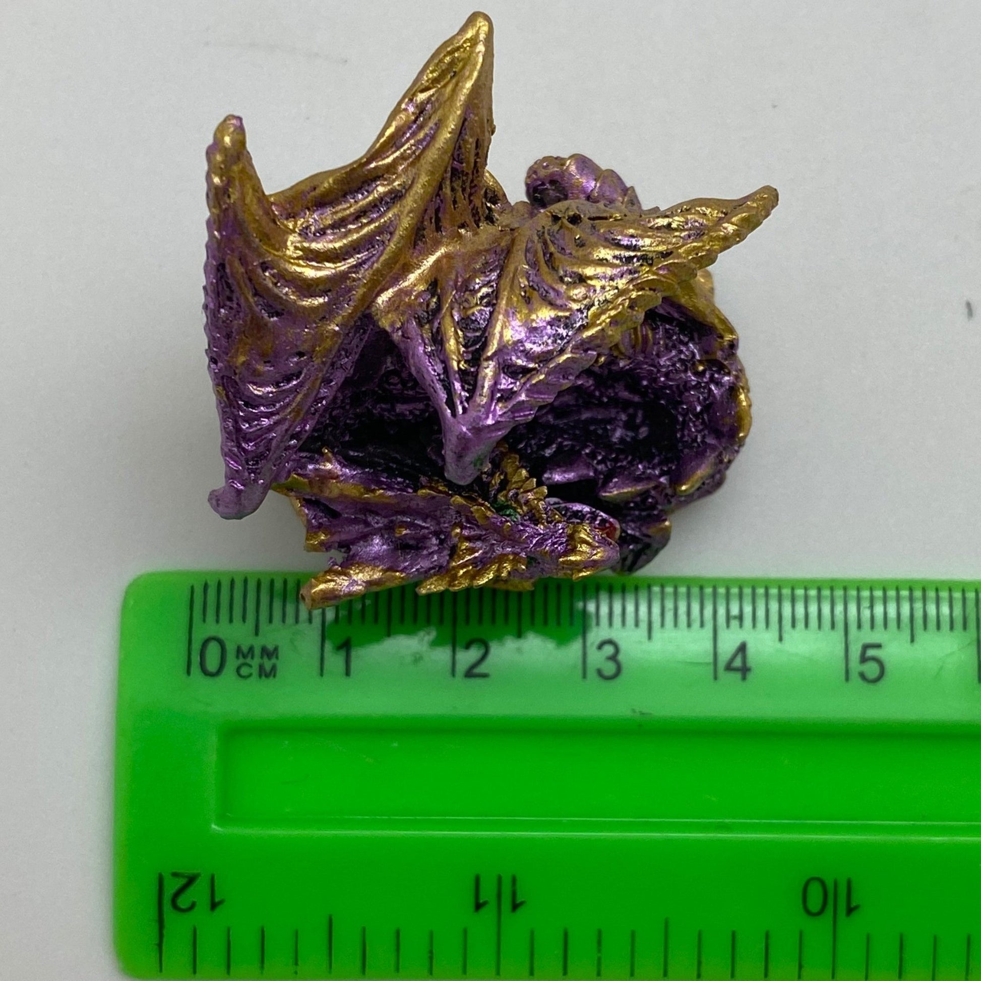 Innenmodell gold lila Drache "gerollt" - 50 x 55 mm - Schneekugelhaus