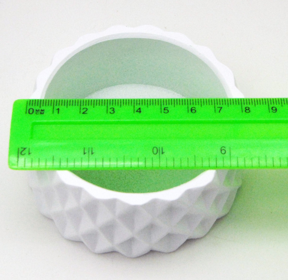 100mm Polyresin Sockel weiß rund kubische Form für DIY-Schneekugel - Schneekugelhaus